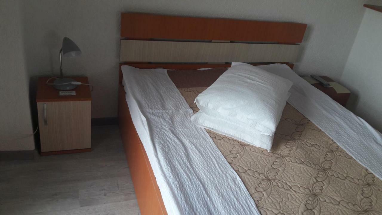 Pensiunea Nicol Hotel Valea Iasului ภายนอก รูปภาพ